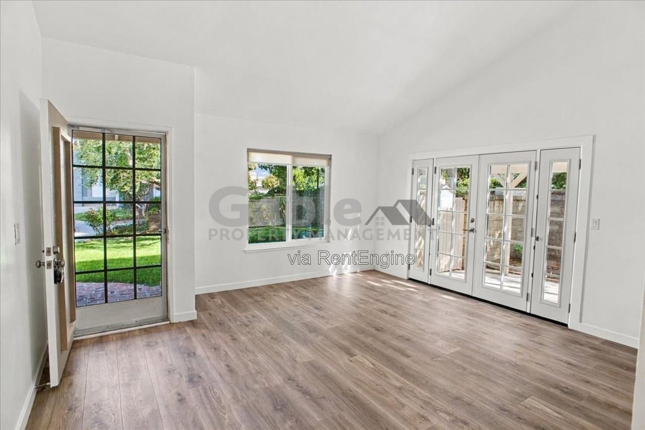 25753 Rana Dr - Photo 3 of 20