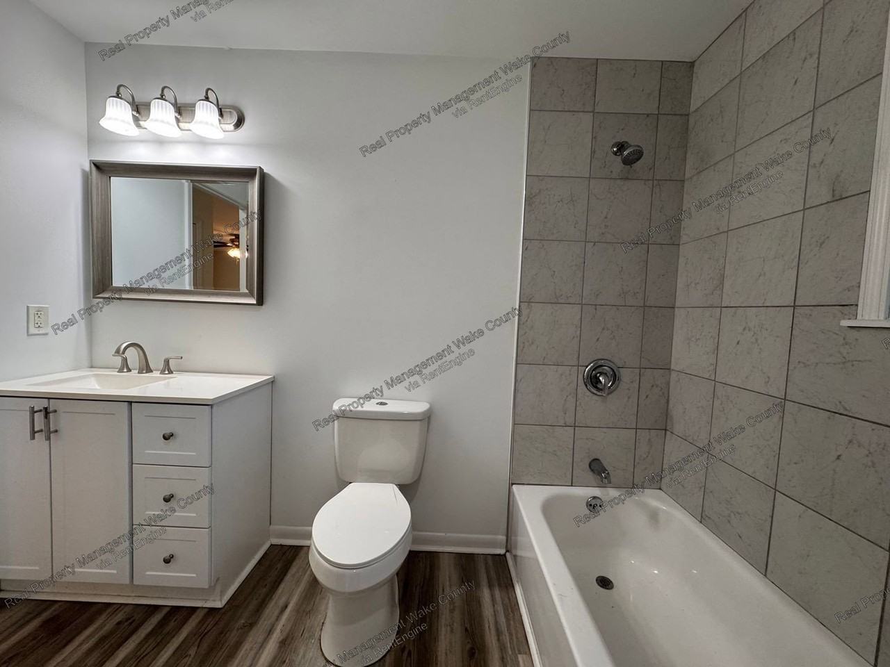 612 Essington Pl - Photo 6 of 37