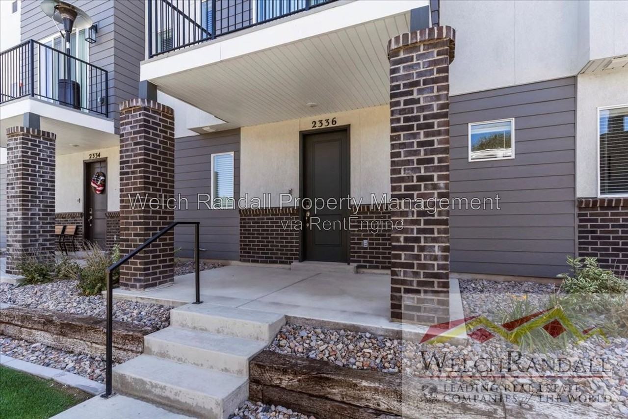 2336 W James Way - Photo 2 of 38