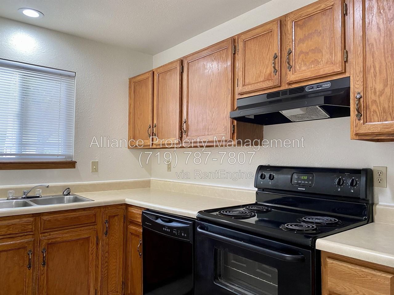 4072 Muse Way - Photo 5 of 23