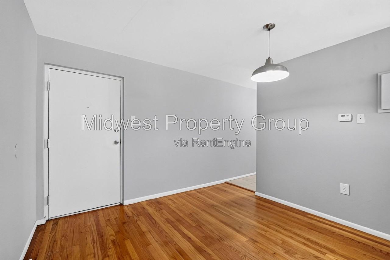 2501 S Big Bend Blvd #3 - Photo 5 of 14