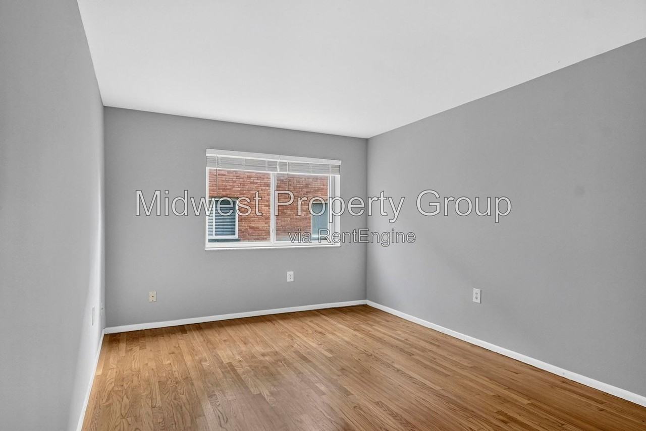 2501 S Big Bend Blvd #3 - Photo 7 of 14