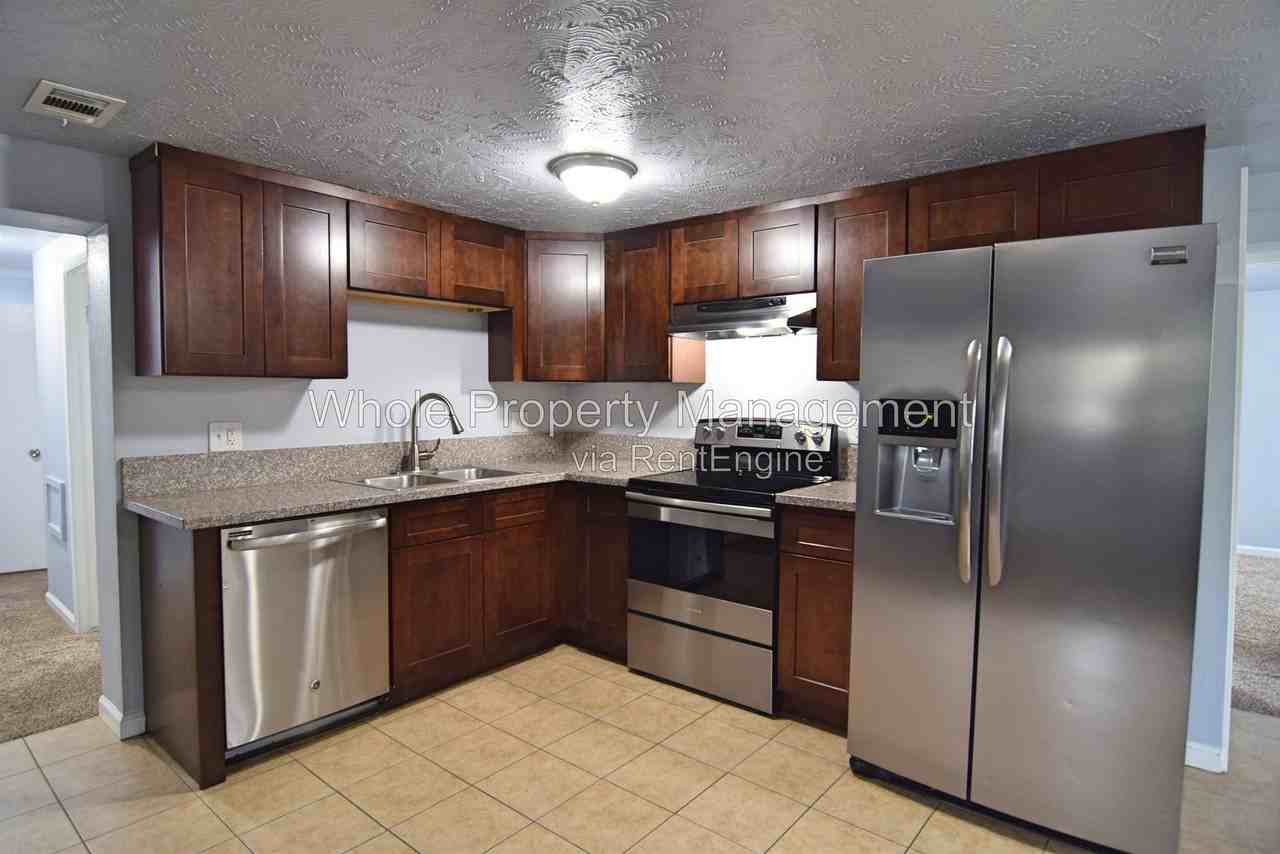 9011 Hoffman Way #5 - Photo 4 of 20