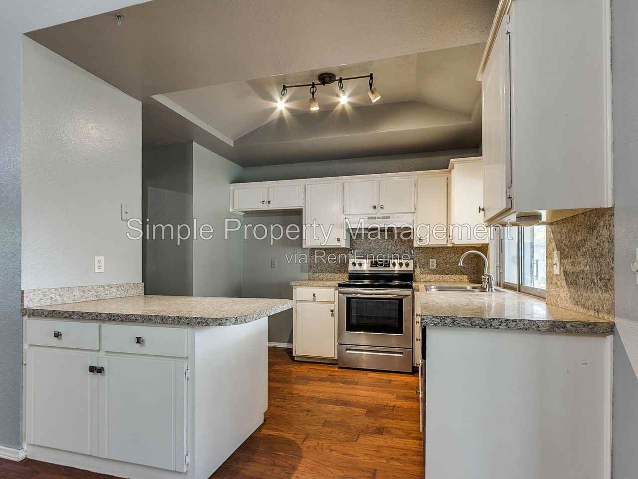 2229 Nw 113th St - Photo 4 of 42
