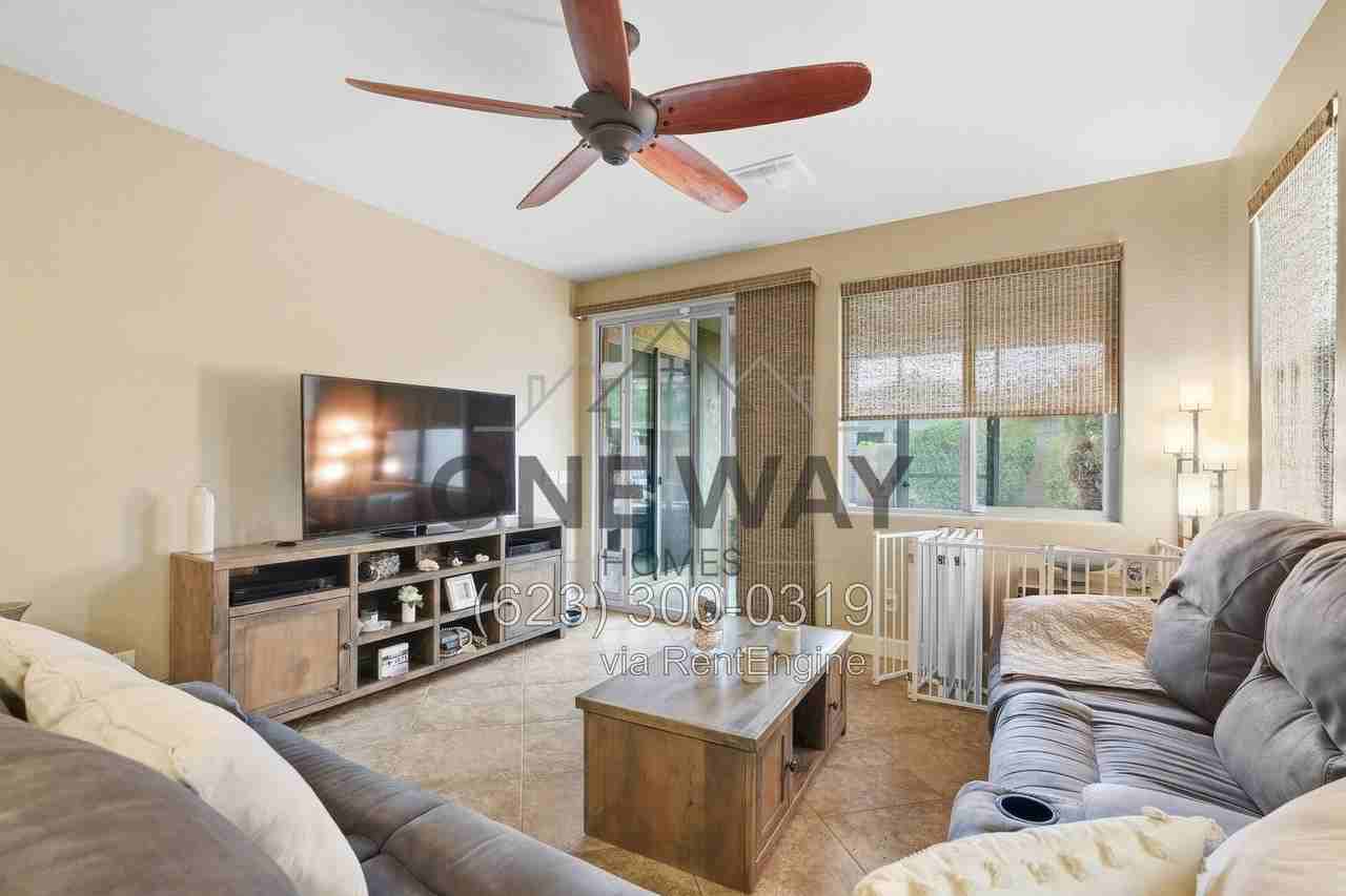3483 E Constitution Dr - Photo 6 of 47
