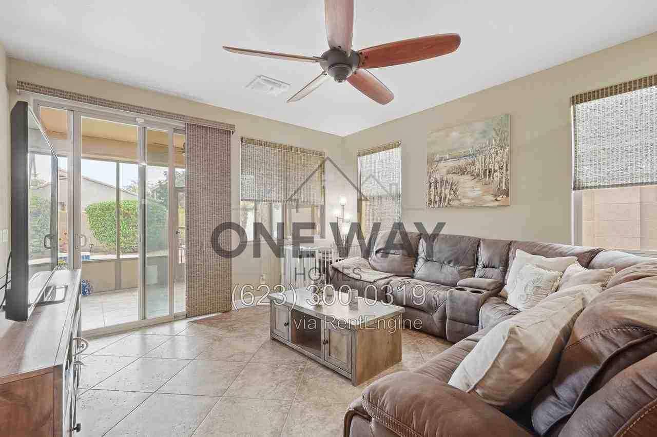 3483 E Constitution Dr - Photo 7 of 47
