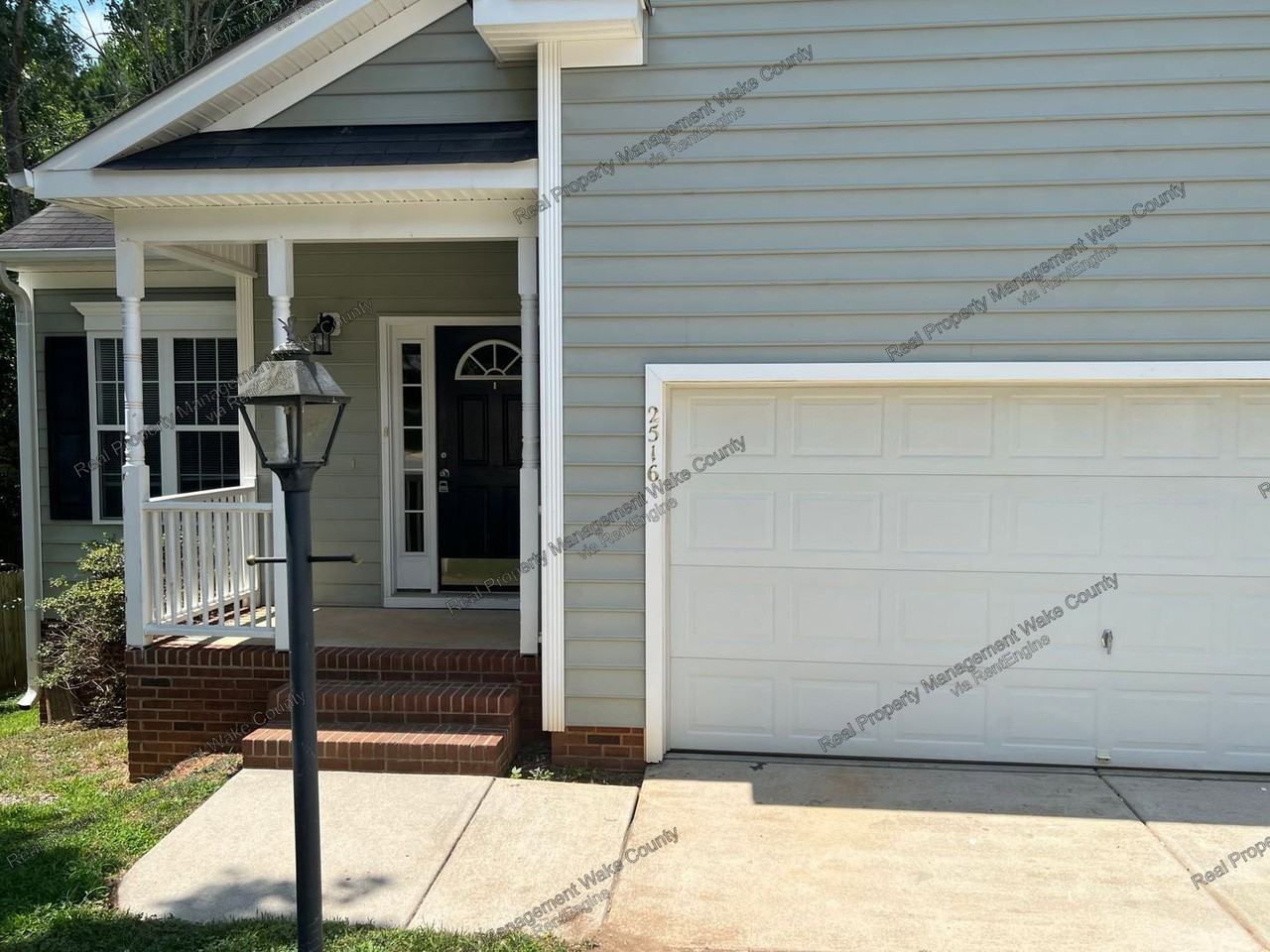 2516 Farlow Gap Ln - Photo 2 of 36
