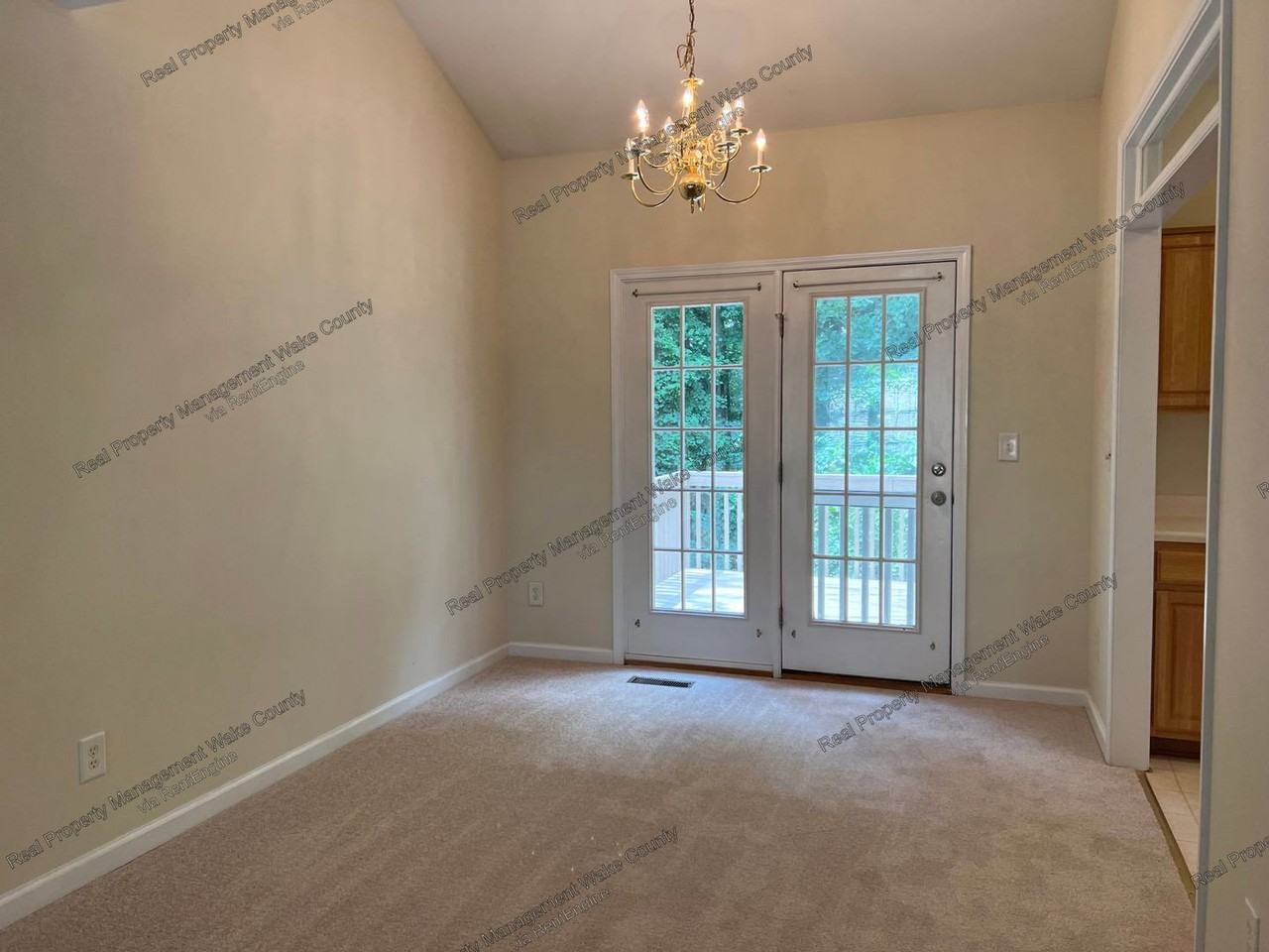 2516 Farlow Gap Ln - Photo 7 of 36