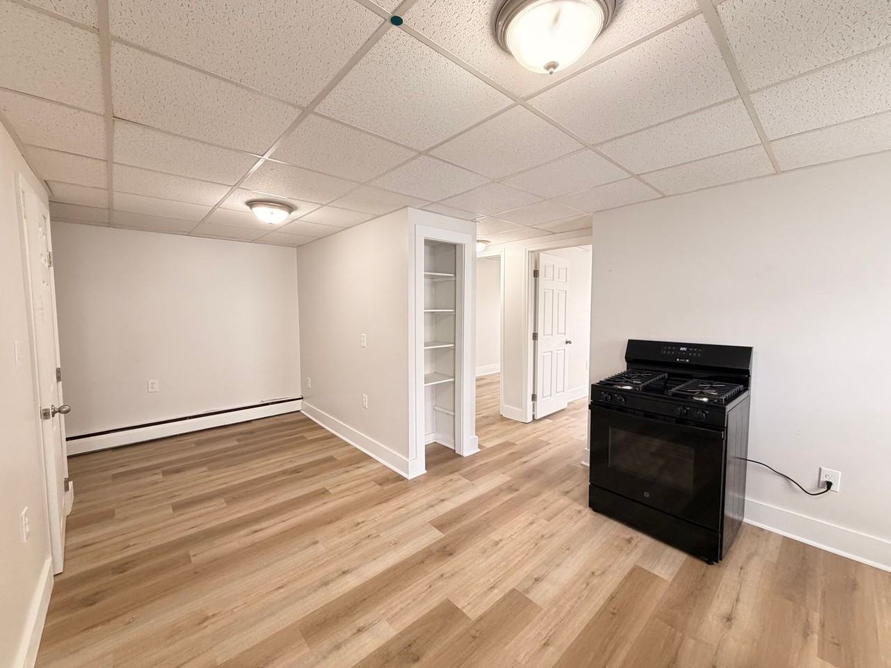 659 Chestnut St #2 - Photo 3 of 17