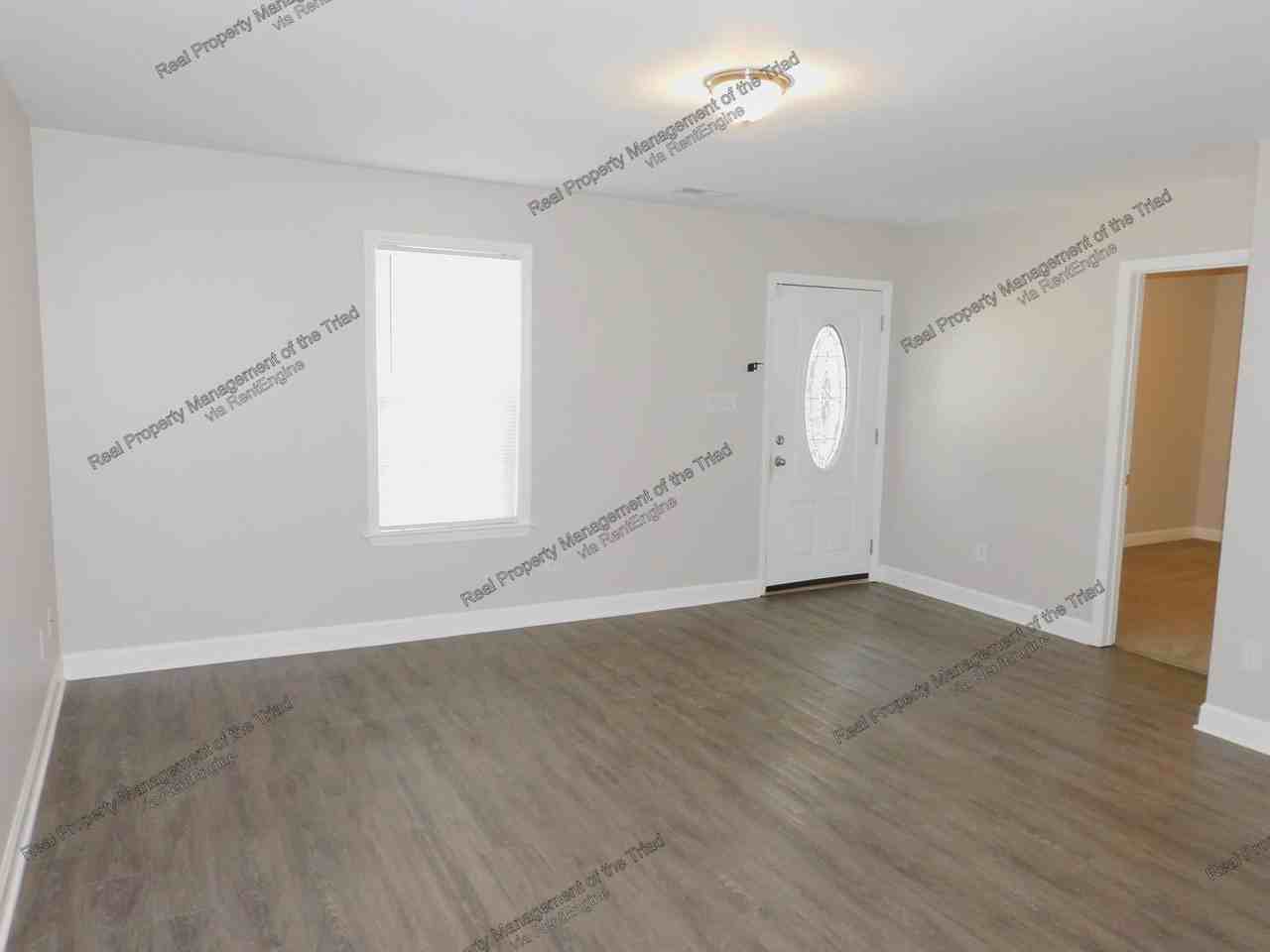2222 Victoria Village Ln - Photo 6 of 22