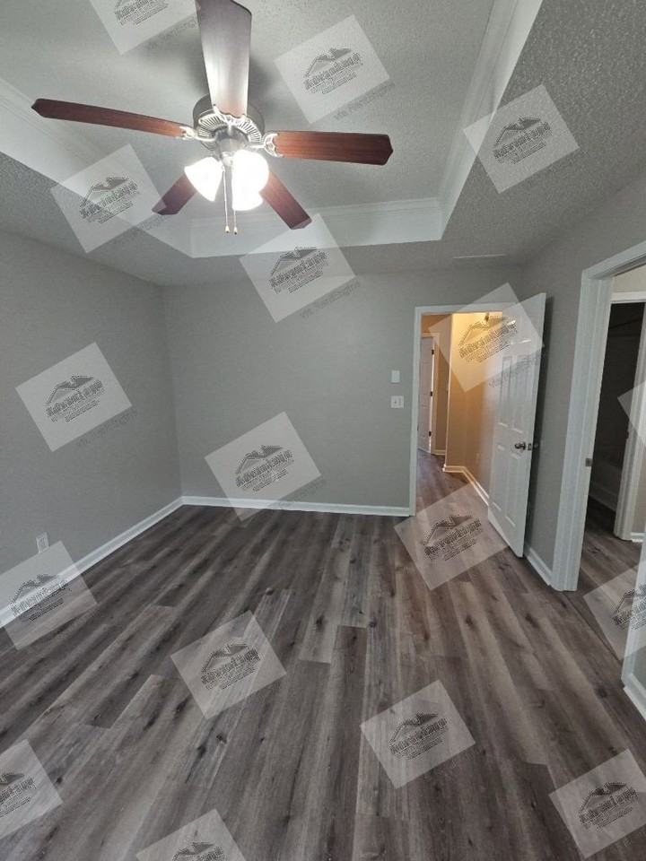235 Shenandoah Dr - Photo 6 of 10