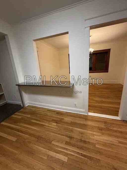 3833 Campbell St - Photo 2 of 31