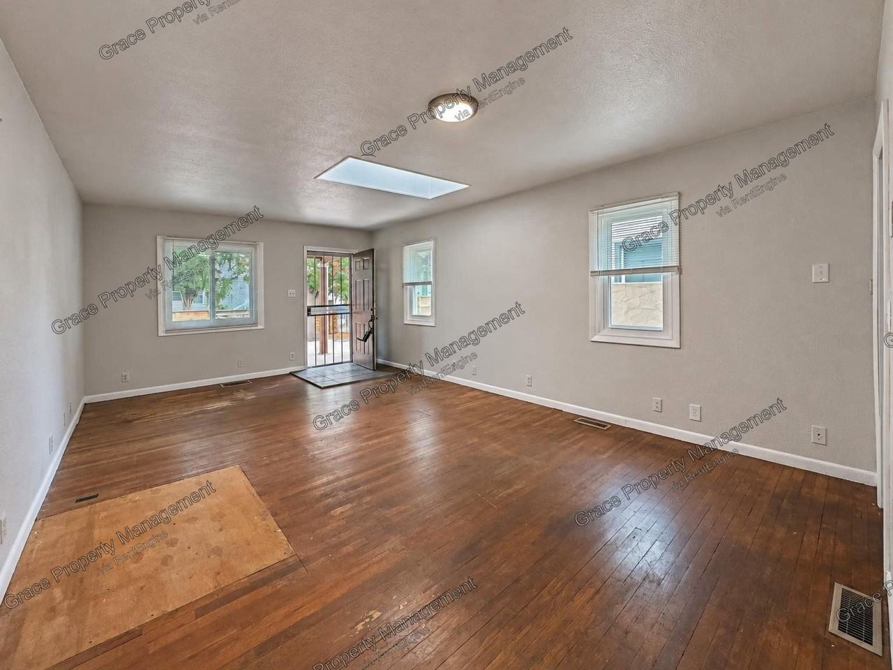 4317 Sherman St - Photo 5 of 19