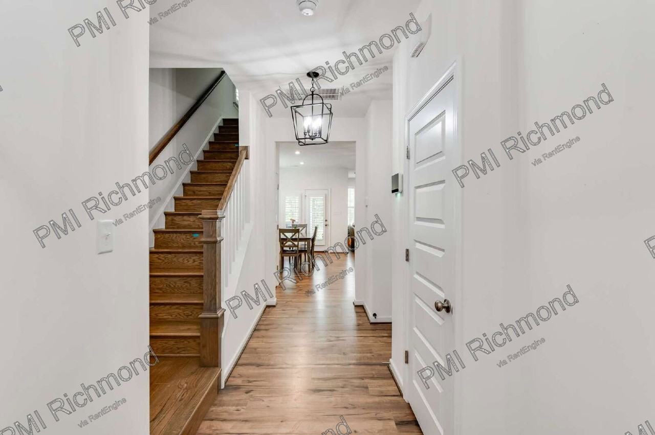 18320 Palisades Ct - Photo 6 of 36