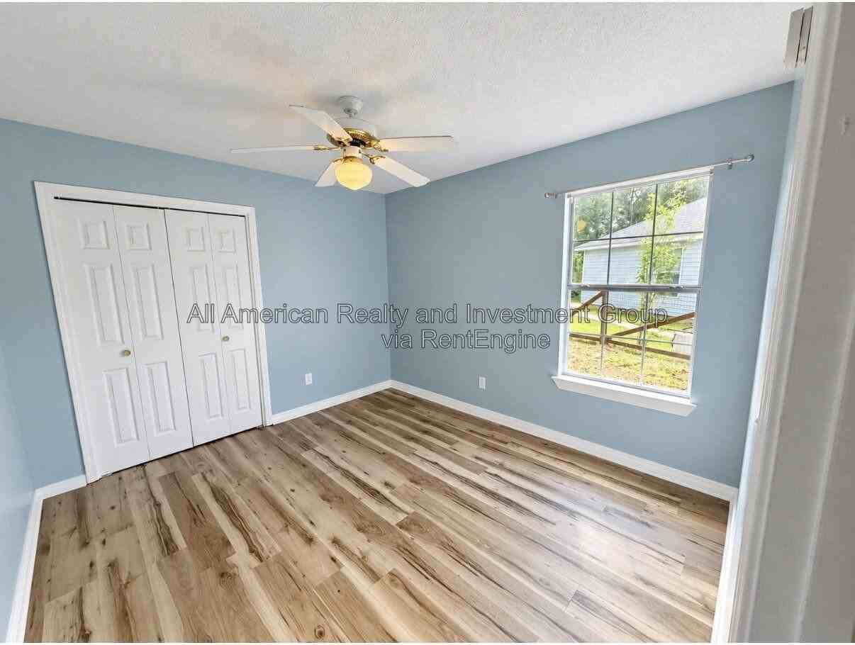 968 Southern Oaks Ct - Photo 5 of 11