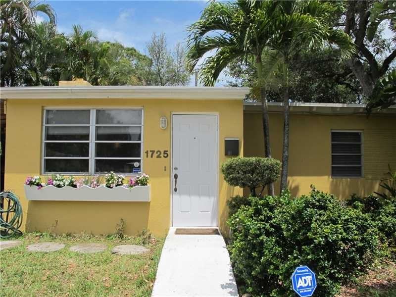 1725 SW 13th St - Photo 2 of 8