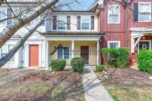 featured image of 2021 Hemlock Dr