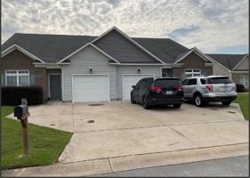 featured image of 2213 Remington Ct #A