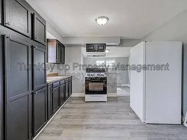 5717 Beldon Dr - Photo 3 of 16