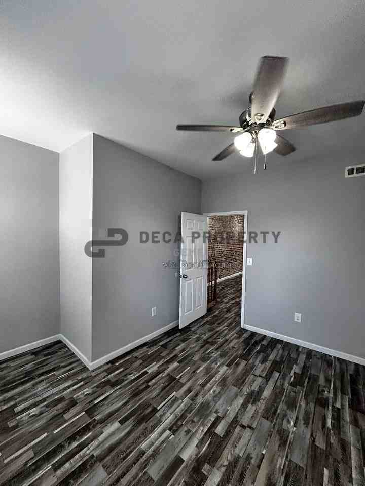 605 Holly Hills Ave #A - Photo 6 of 12