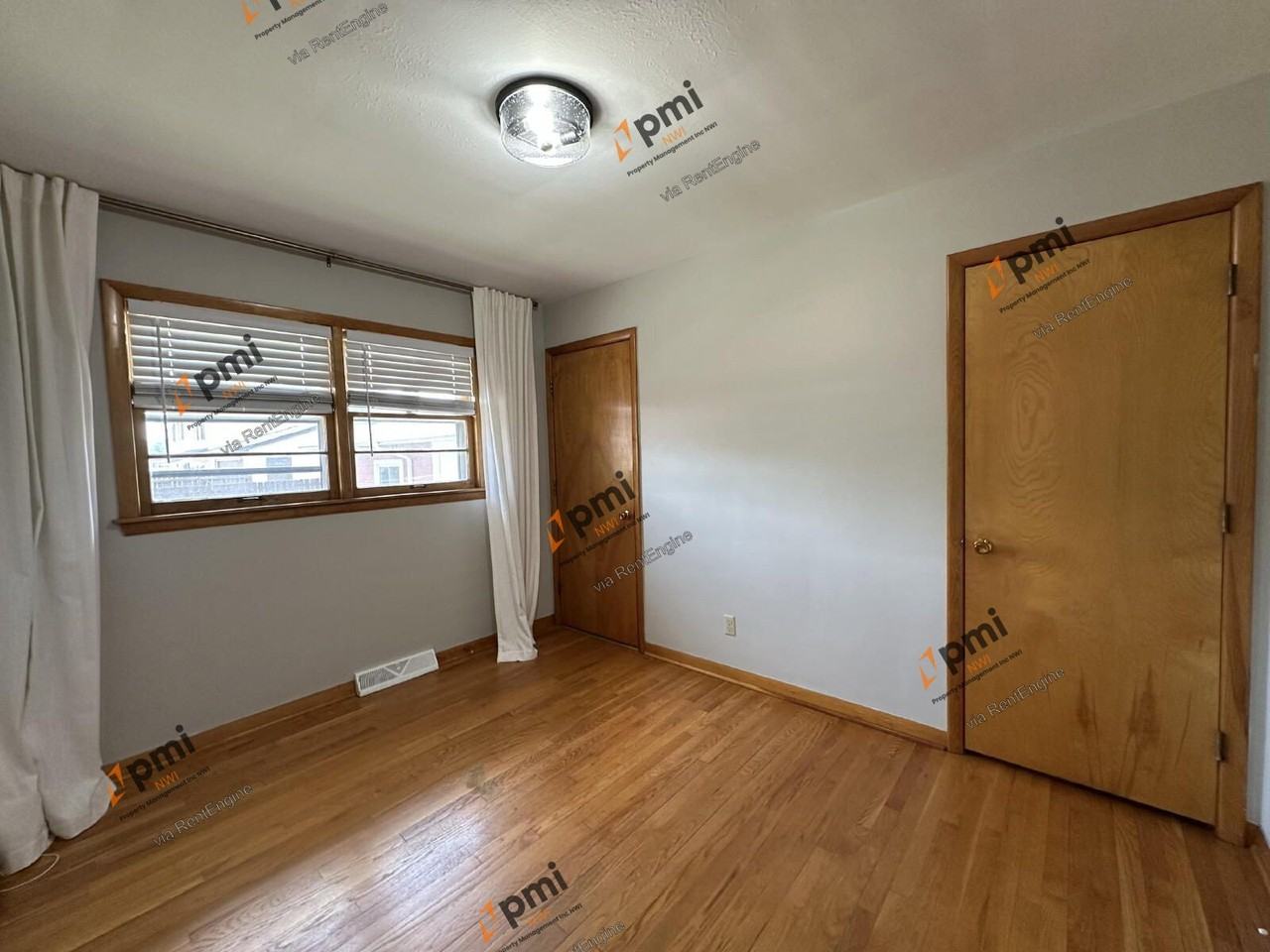 1137 N Jay St - Photo 5 of 21