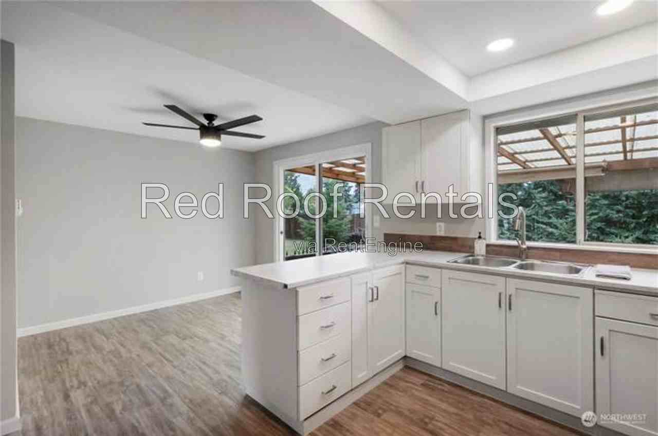 307 Whitesell Ct Nw - Photo 5 of 20