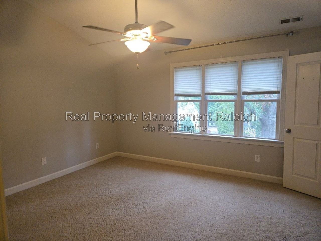 1647 Claiborne Ct - Photo 4 of 12