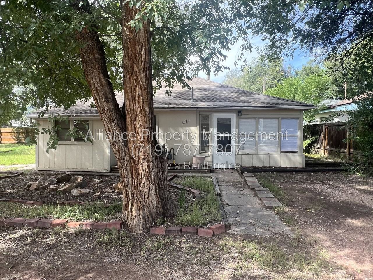 2519 E Monument St - Photo 2 of 18