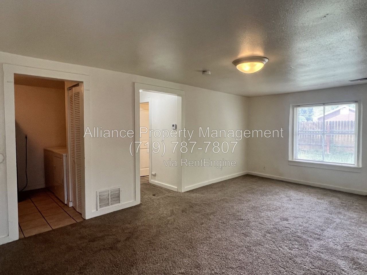 2519 E Monument St - Photo 3 of 18