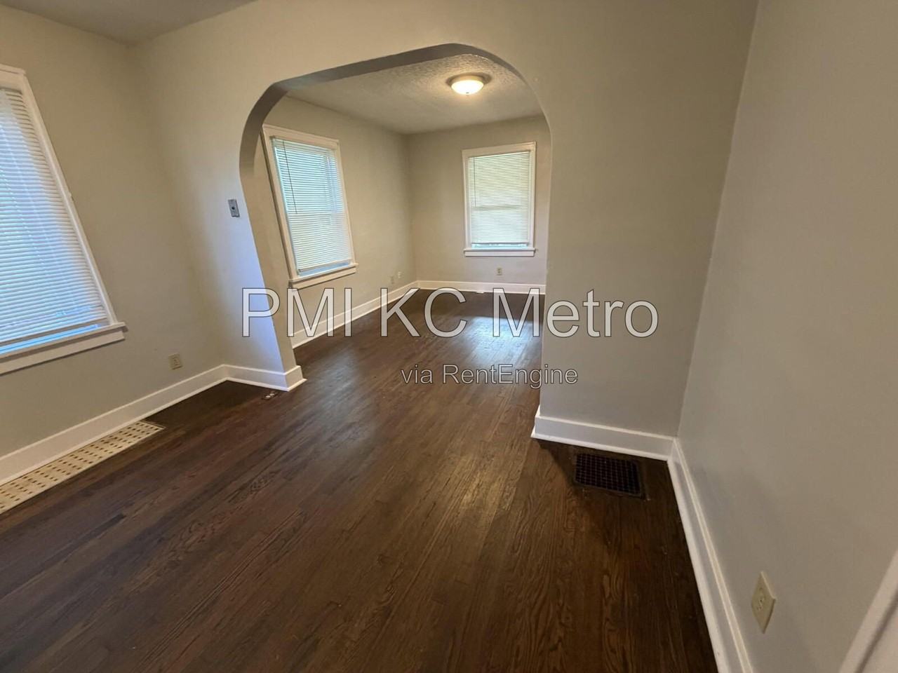 801 S Cedar Ave #A - Photo 3 of 8