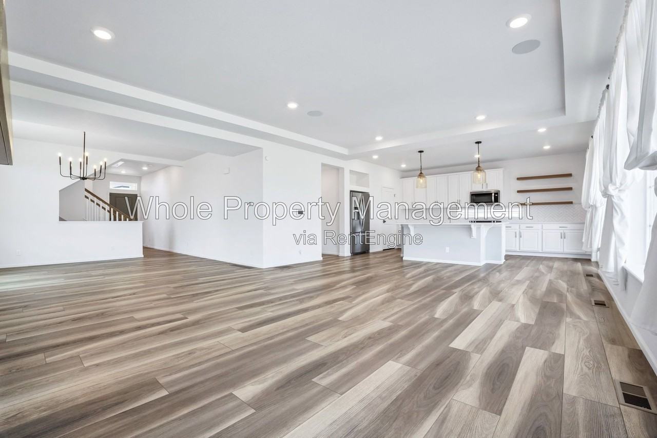 22275 E 45th Ave - Photo 6 of 27