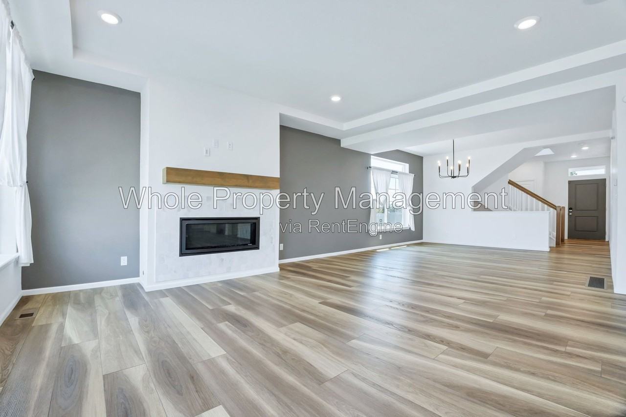 22275 E 45th Ave - Photo 7 of 27