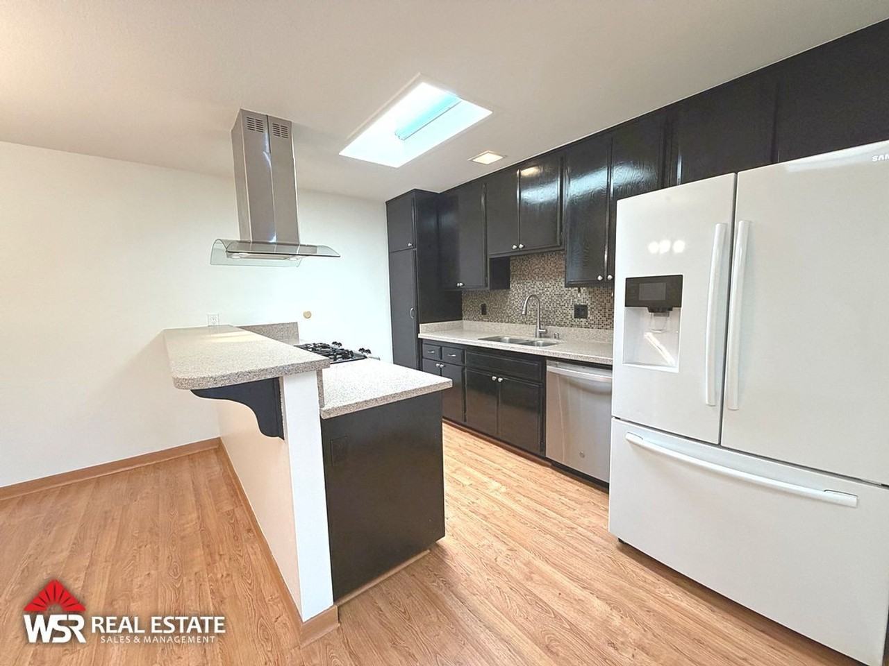 8805 Amigos Pl - Photo 5 of 36