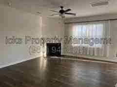918 Elliott Rd - Photo 3 of 19