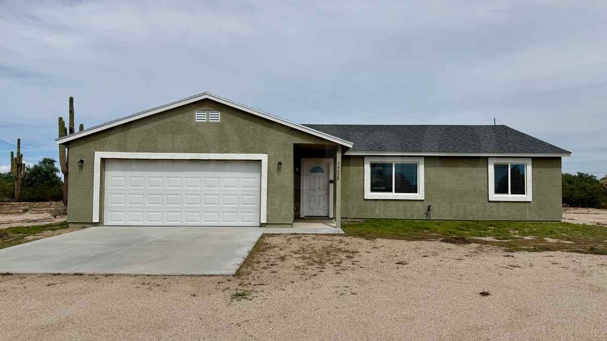 24638 E Bartlett Rd - Photo 2 of 33