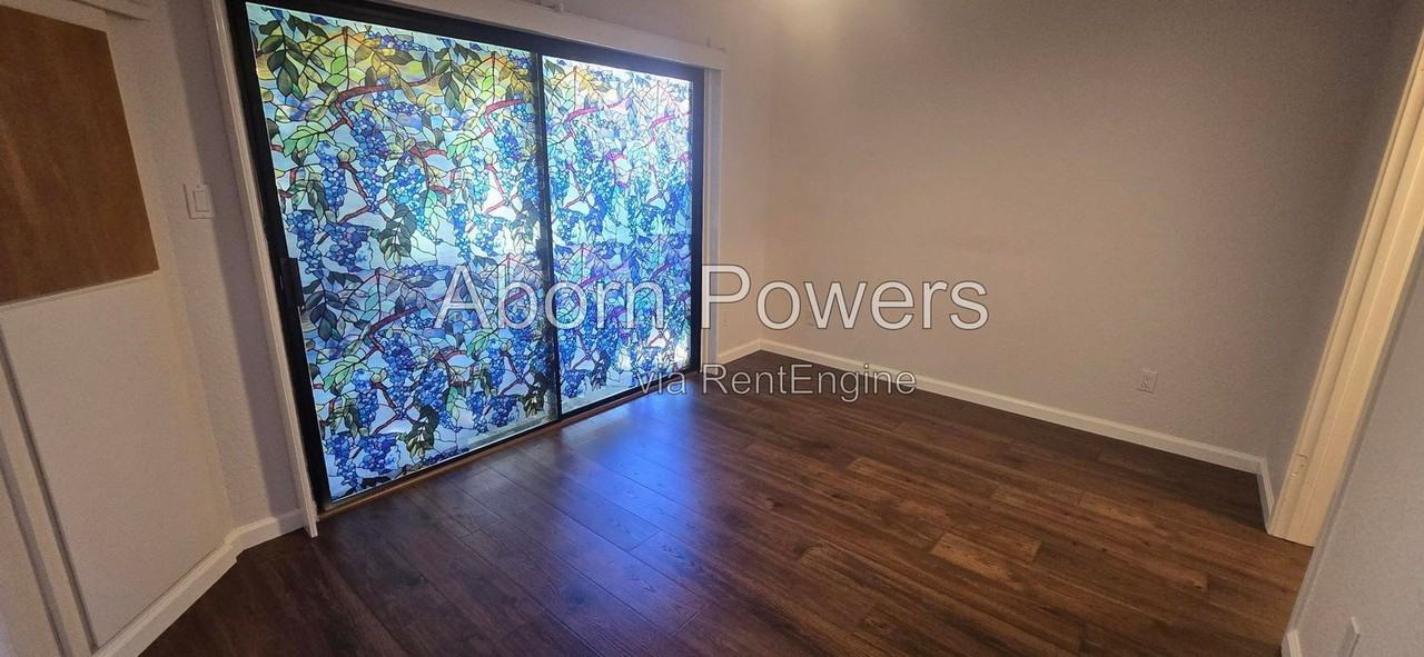 2417 Oakenshield Rd #8 - Photo 7 of 13