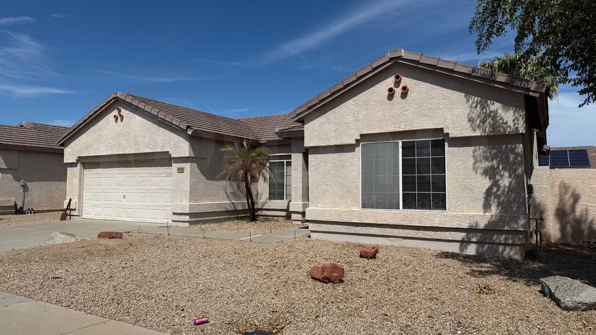 14826 W Lupine Ln - Photo 3 of 22