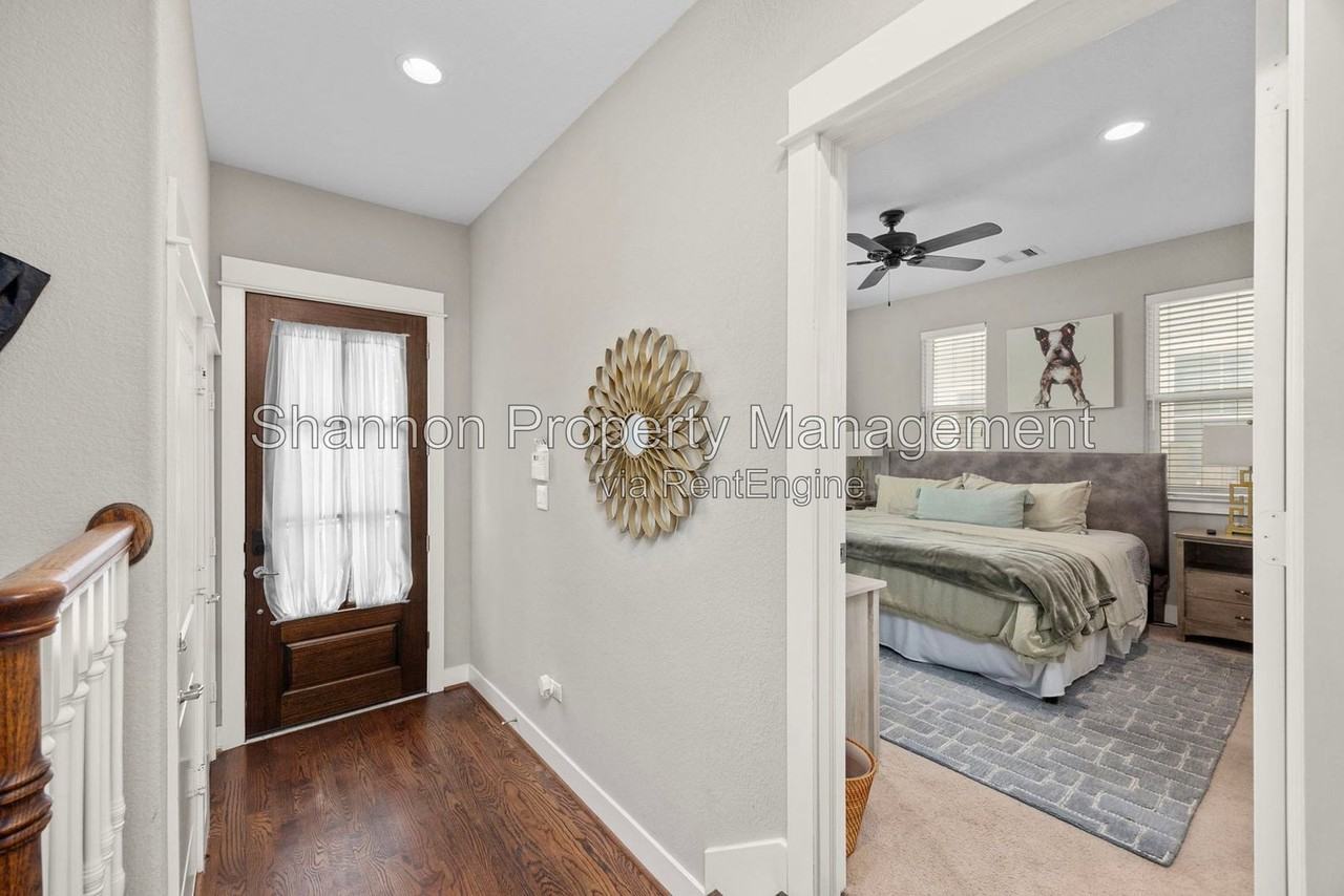 1314 W 21st St #B - Photo 7 of 38