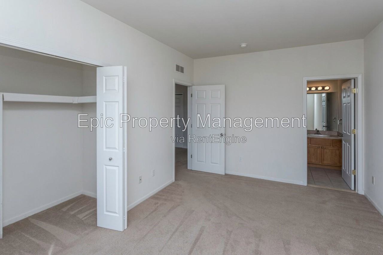 45570 Evansway Dr - Photo 4 of 11