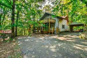 featured image of 266 Glenridge Dr