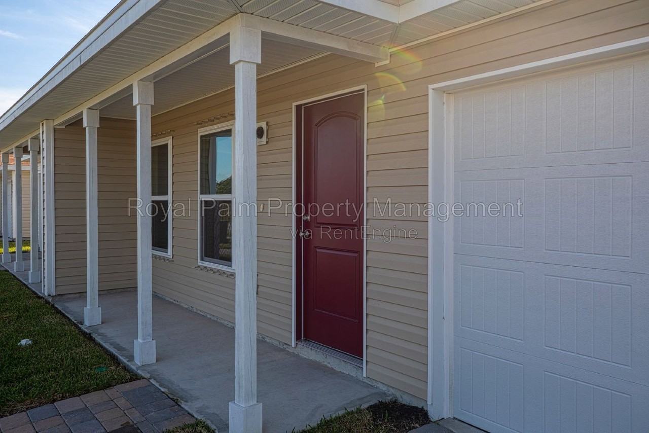 18295 Gibraltar Ln - Photo 5 of 24