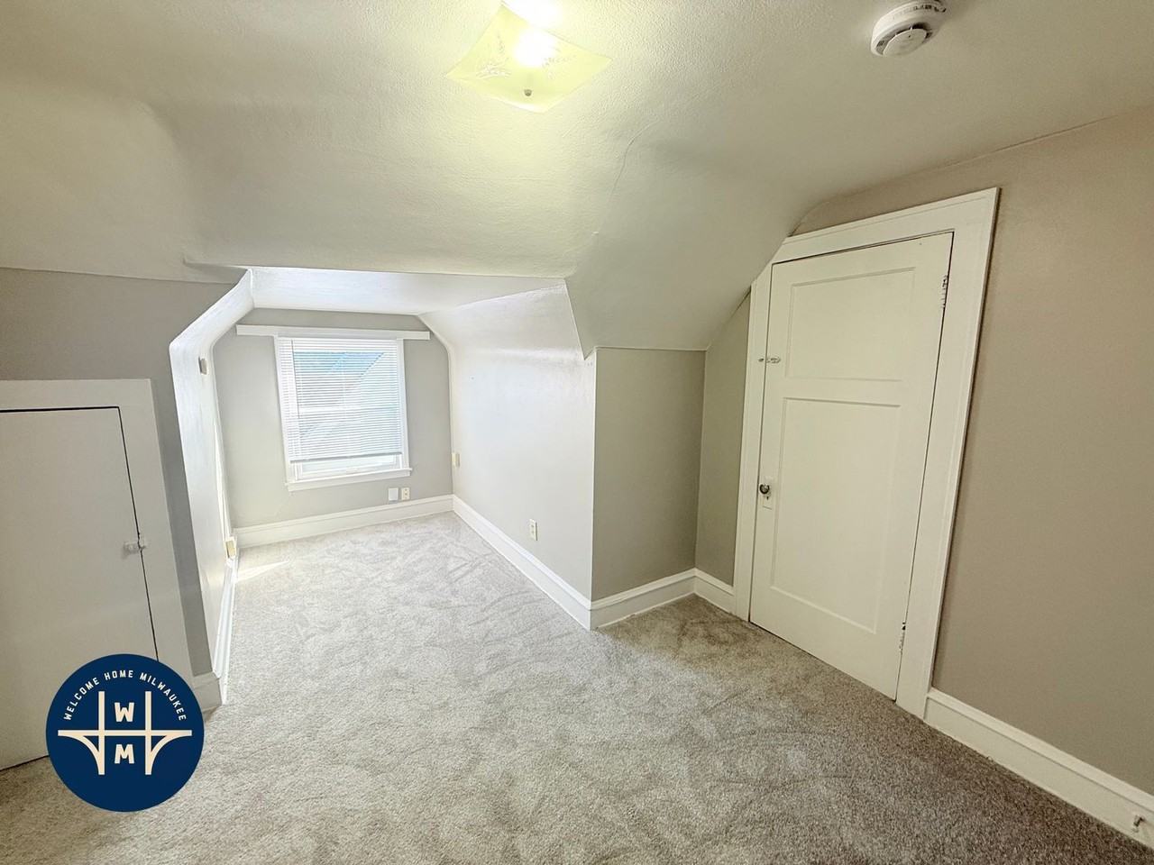 2038A S Layton Blvd - Photo 3 of 8