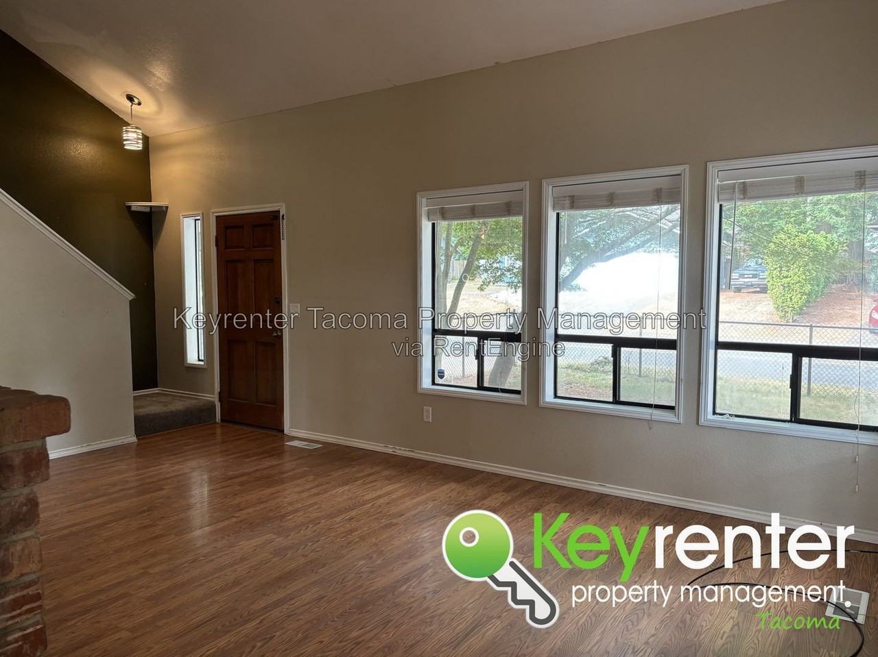 1448 Nw Island Lake Rd - Photo 2 of 32
