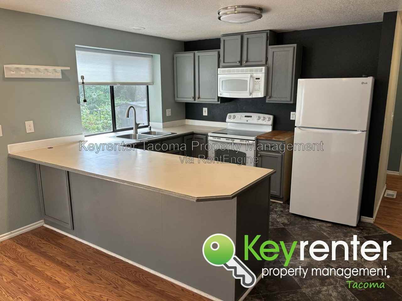 1448 Nw Island Lake Rd - Photo 6 of 32