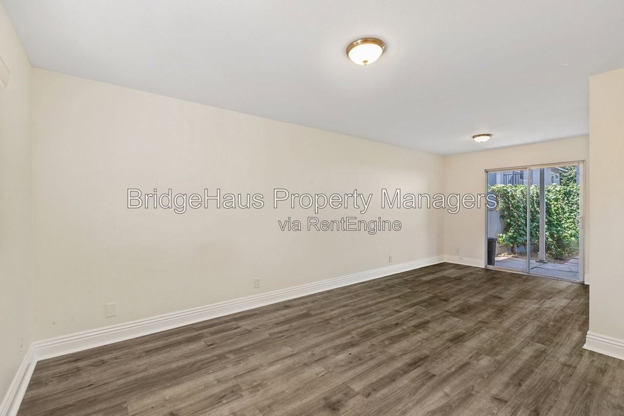 4435 Tremont St #10 - Photo 3 of 22