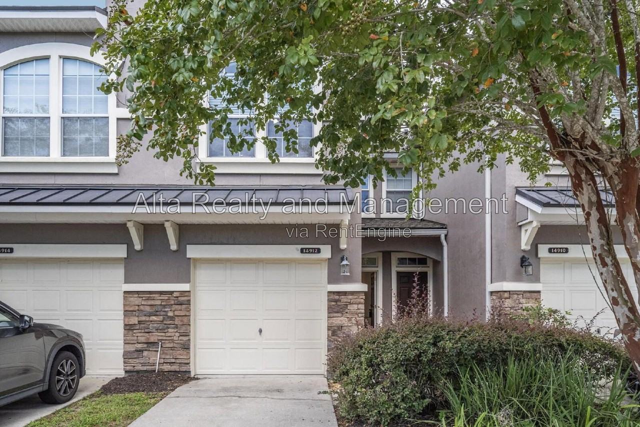 14912 Bartram Village Ln - Photo 2 of 29