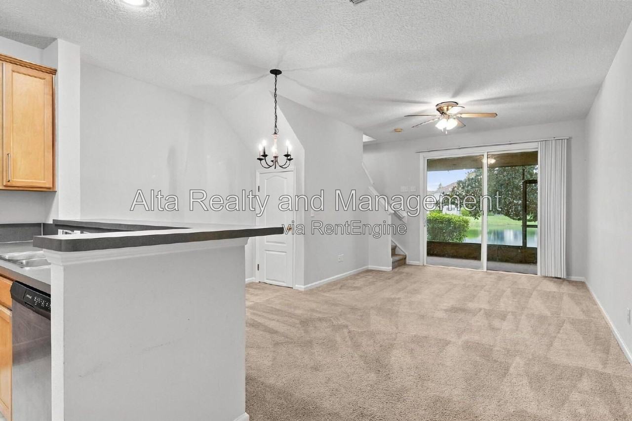 14912 Bartram Village Ln - Photo 7 of 29