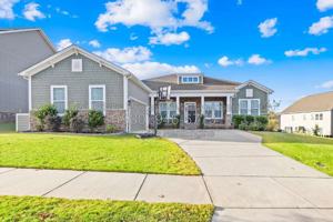 featured image of 4004 Petersburg Dr