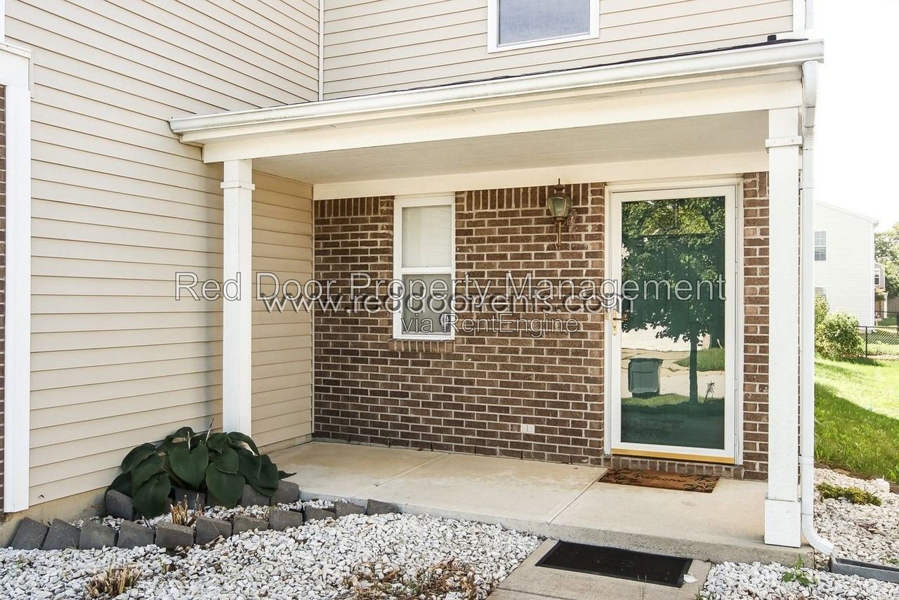 1774 Elijah Blue Dr - Photo 2 of 37