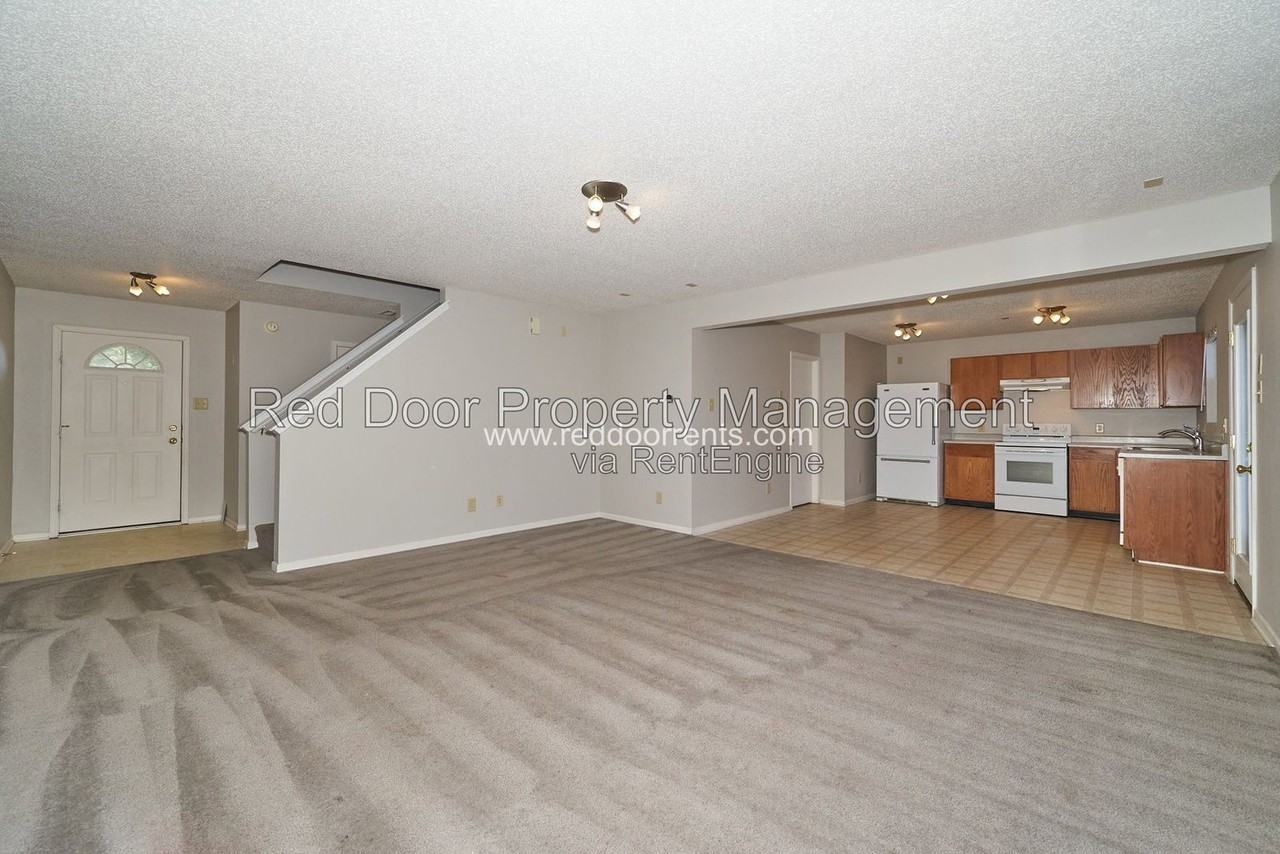 1774 Elijah Blue Dr - Photo 7 of 37